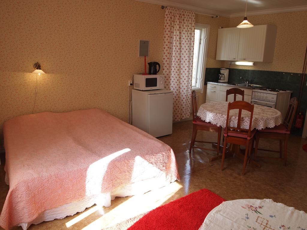 Tammiston Cottages Naantali Room photo